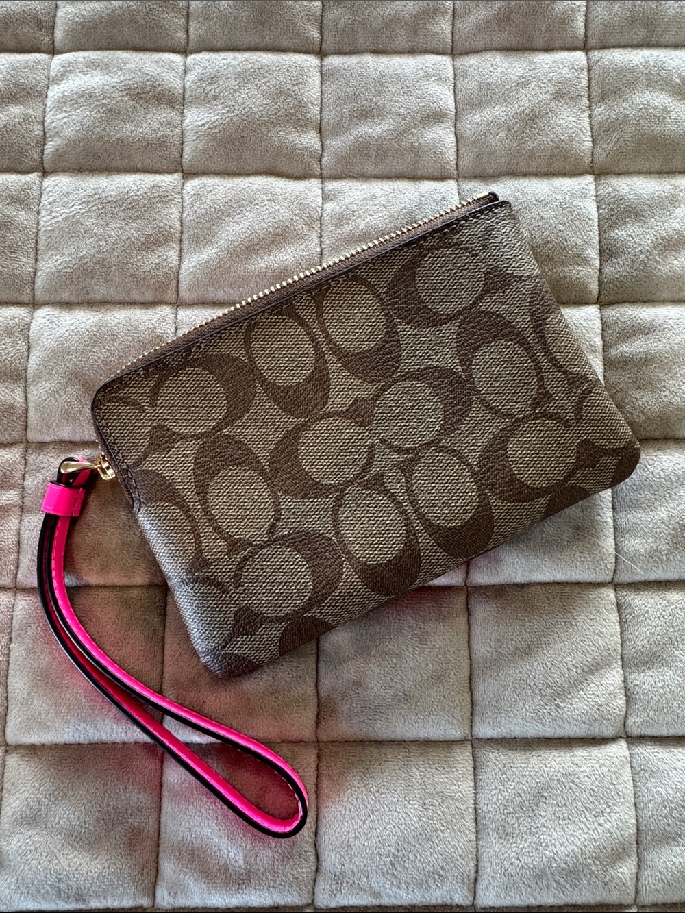 Coach Brown Signature Wristlet with Bright Pink Stripe - Picture 3 of 3